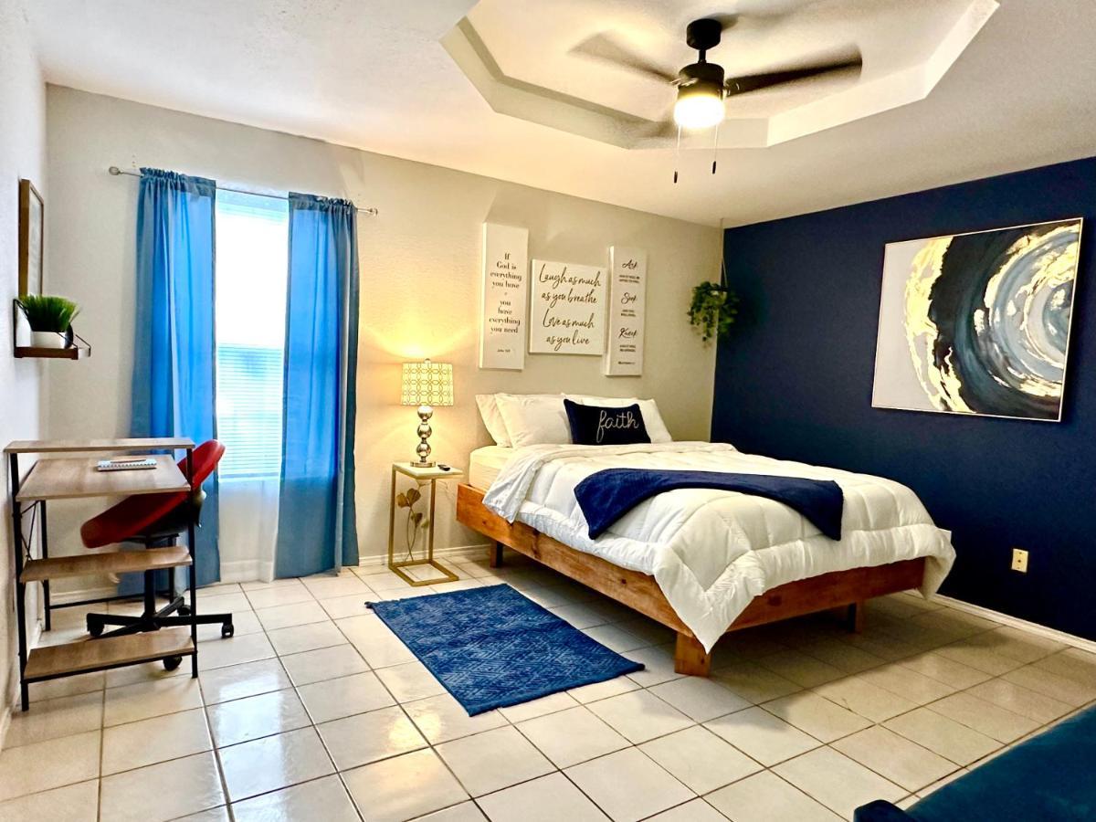 Traveler Stay Plus Eagle Pass Exterior photo