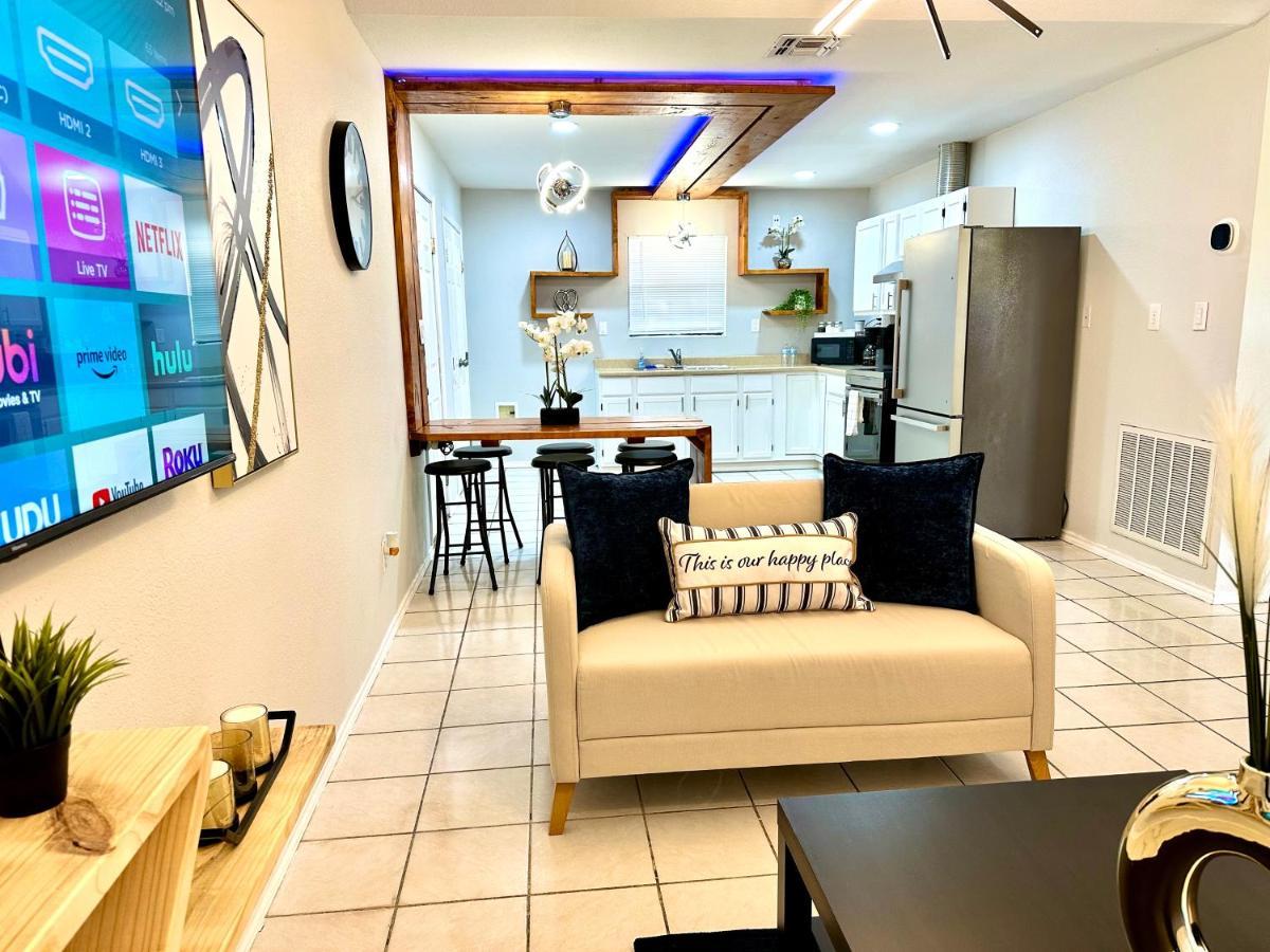 Traveler Stay Plus Eagle Pass Exterior photo